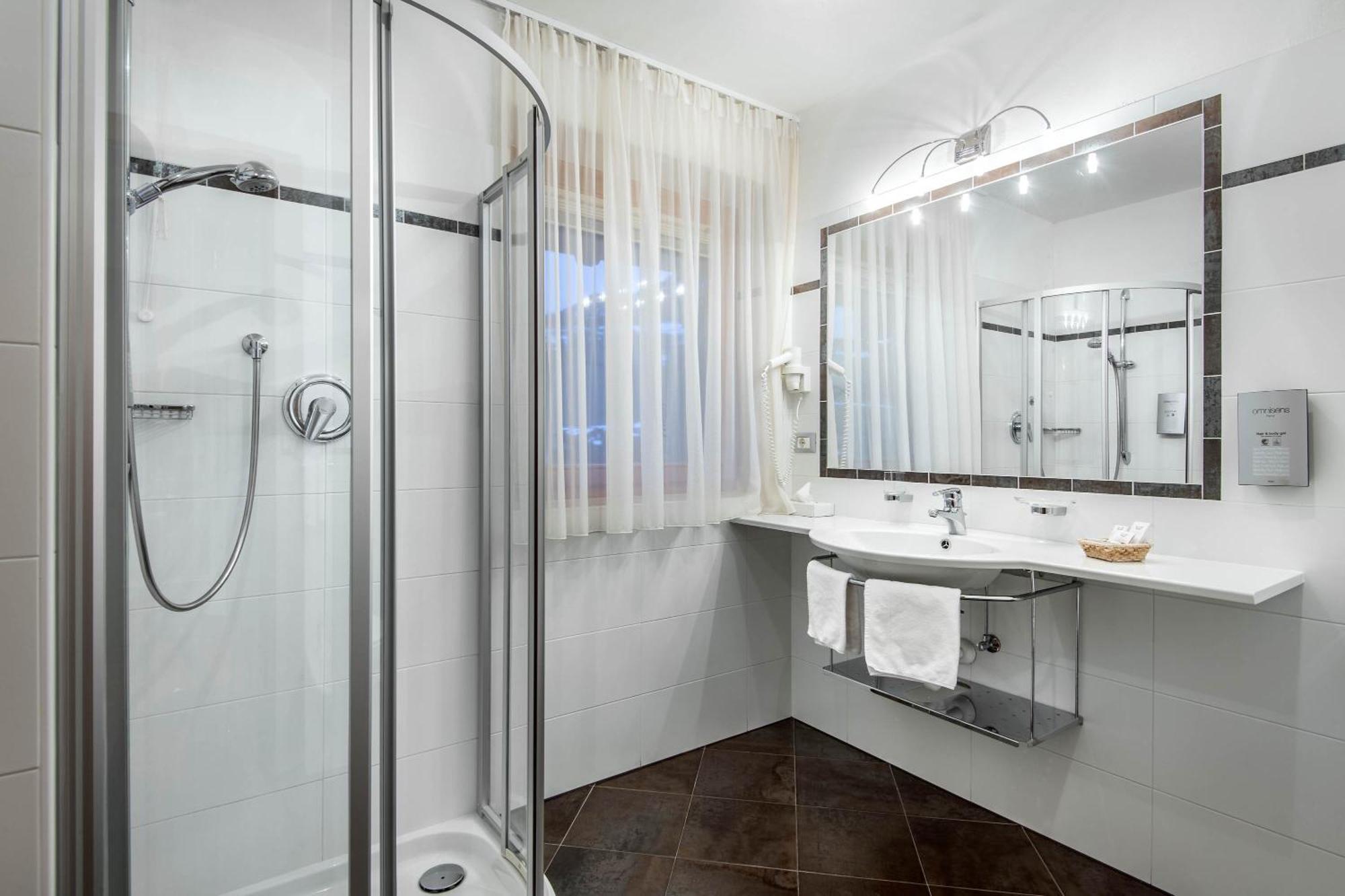 Kristallhotel Corona-Krone Сан-Віджиліо-ді-Мареббе Екстер'єр фото