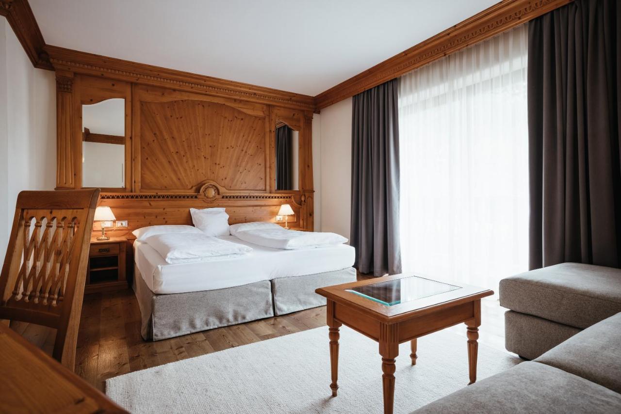 Kristallhotel Corona-Krone Сан-Віджиліо-ді-Мареббе Екстер'єр фото
