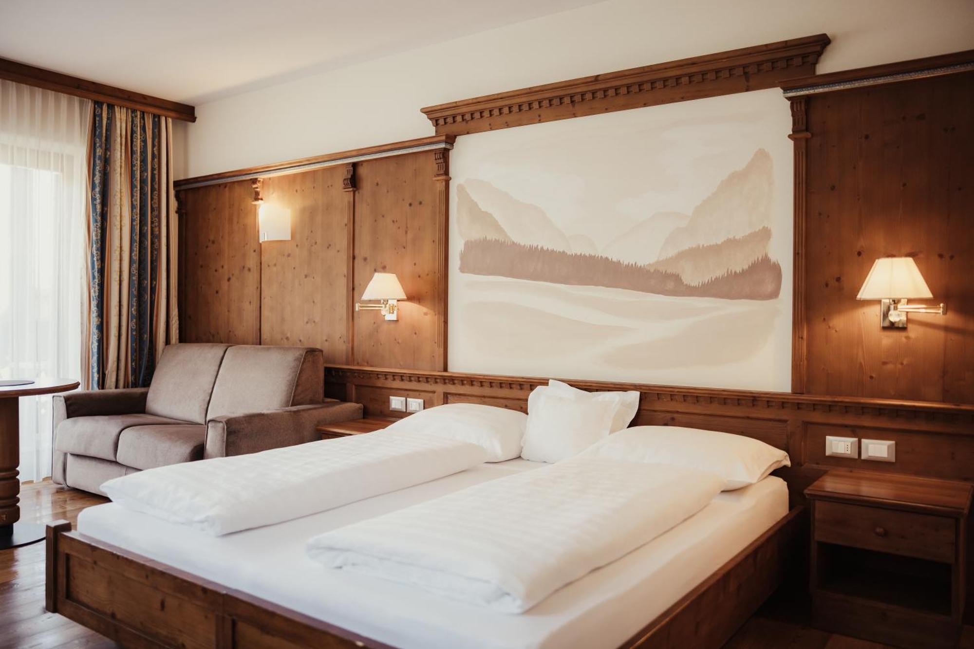 Kristallhotel Corona-Krone Сан-Віджиліо-ді-Мареббе Екстер'єр фото
