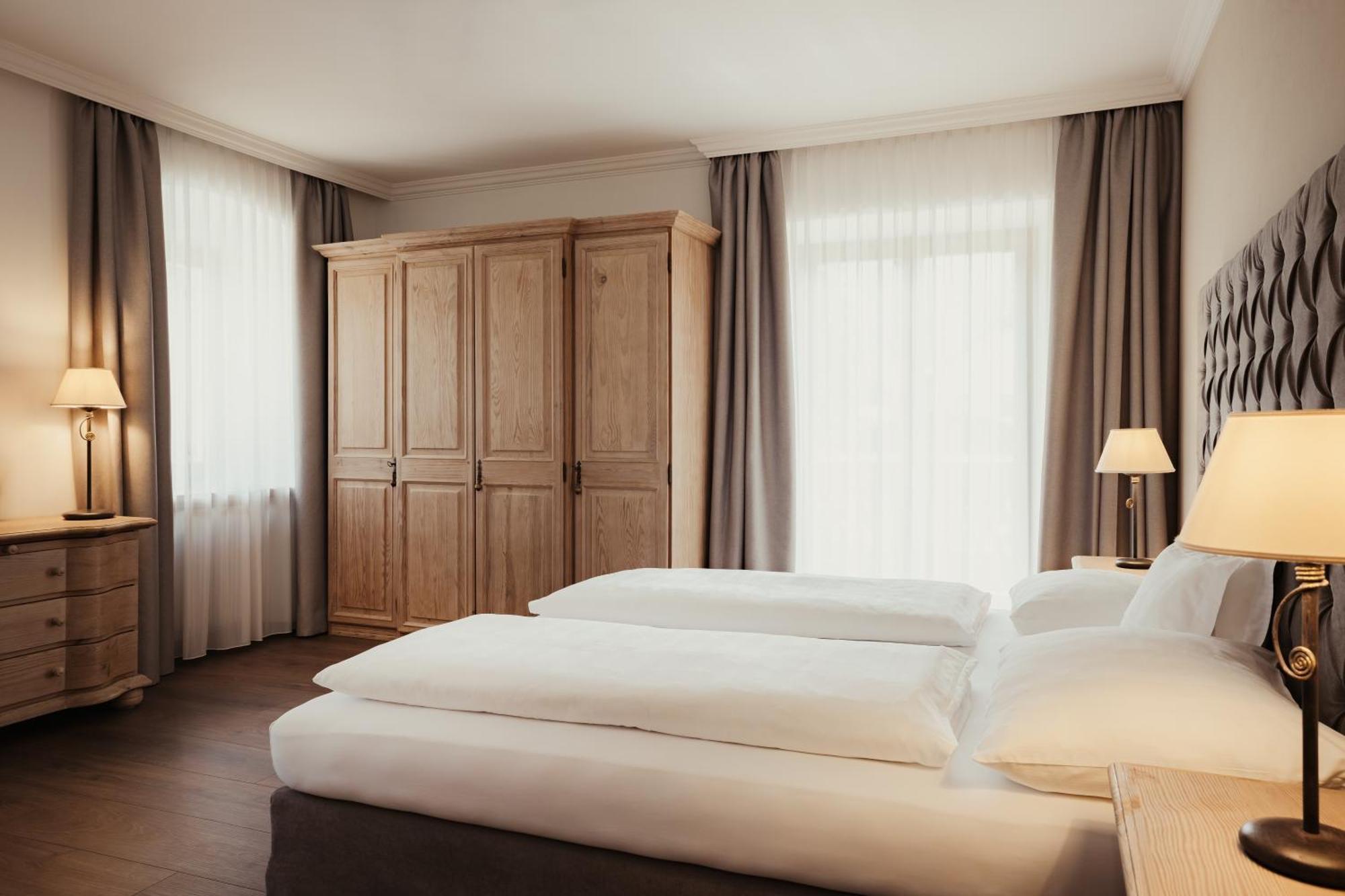 Kristallhotel Corona-Krone Сан-Віджиліо-ді-Мареббе Екстер'єр фото