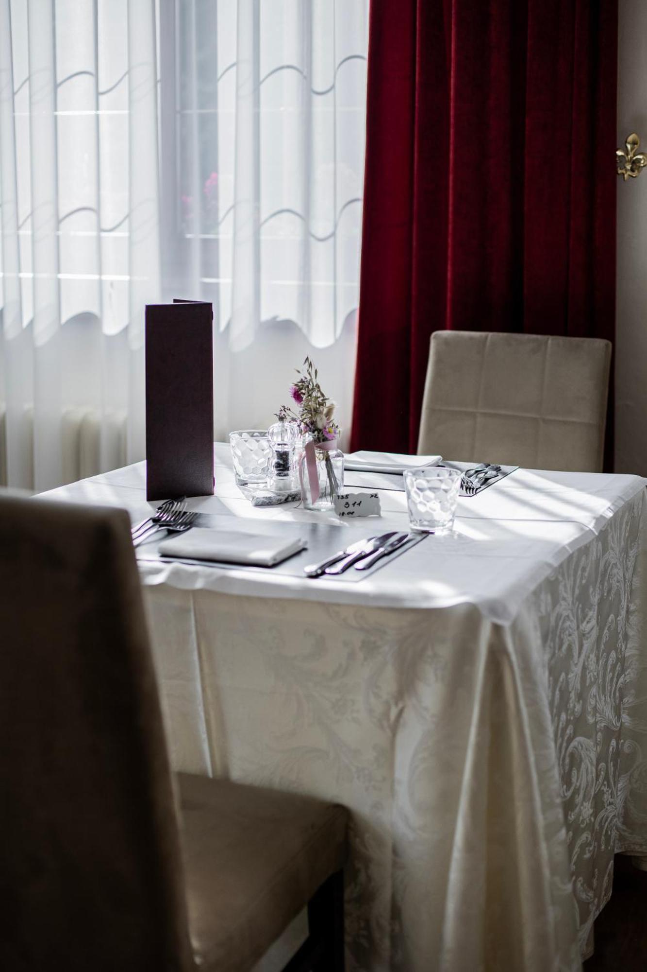 Kristallhotel Corona-Krone Сан-Віджиліо-ді-Мареббе Екстер'єр фото