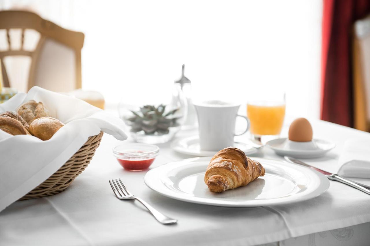 Kristallhotel Corona-Krone Сан-Віджиліо-ді-Мареббе Екстер'єр фото