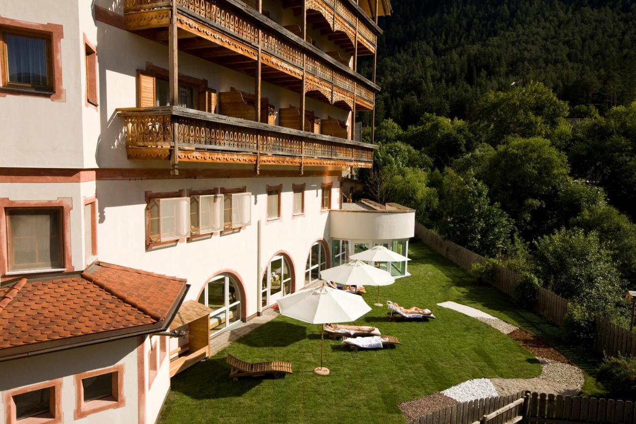 Kristallhotel Corona-Krone Сан-Віджиліо-ді-Мареббе Екстер'єр фото